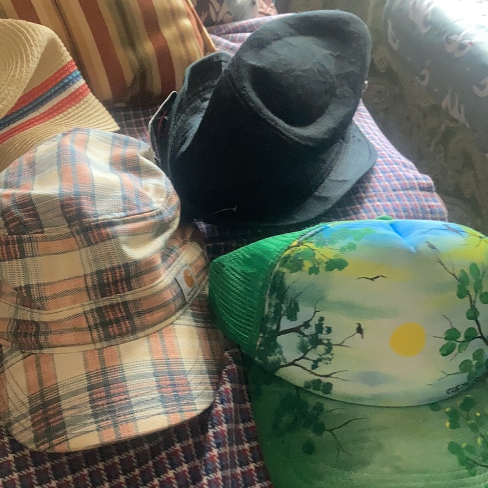Hat bundle 5 total - Picture 3 of 5